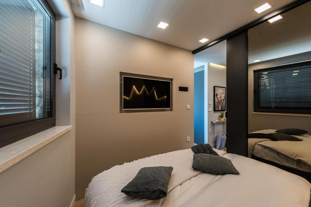 Appartement Luxury Luna With Private, Heated Pool