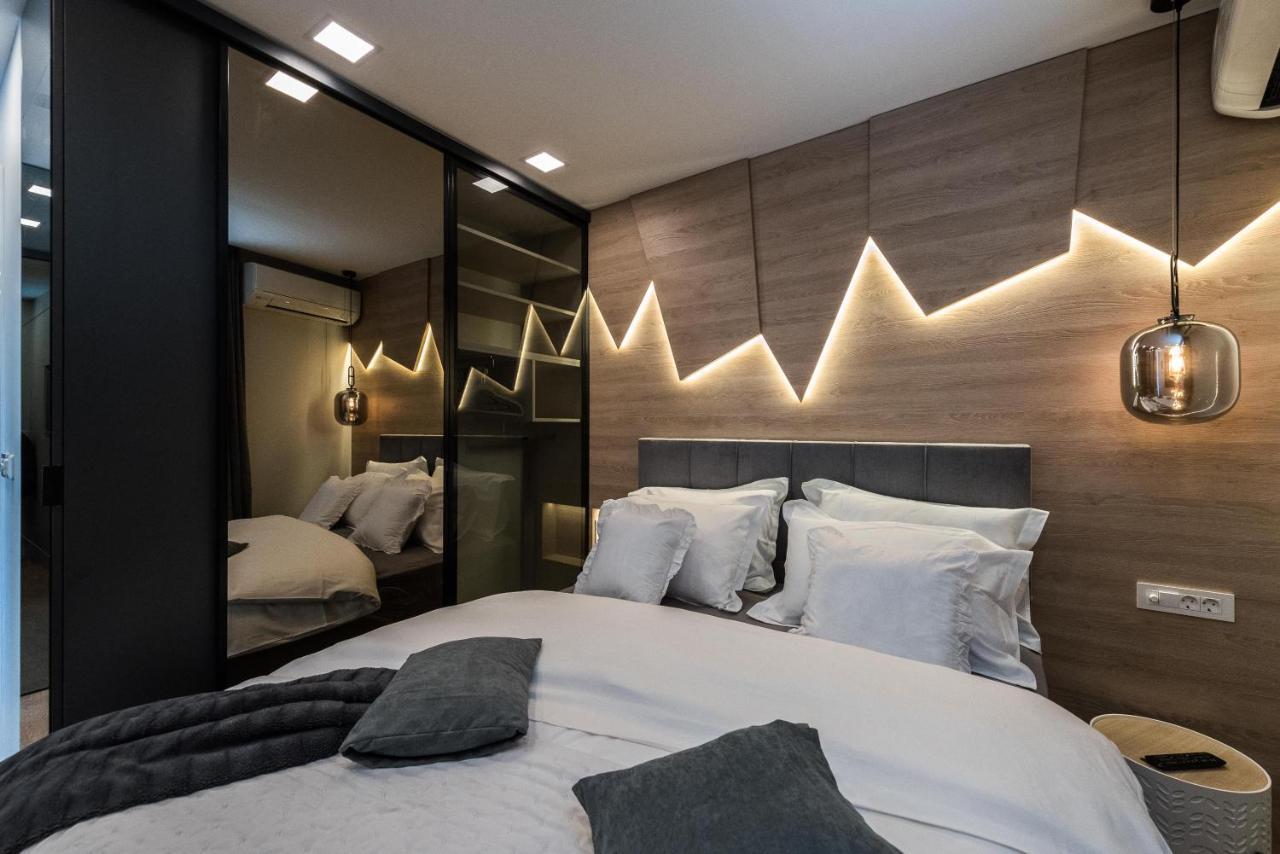 Luxury Luna With Private, Heated Pool Appartement Zadar
