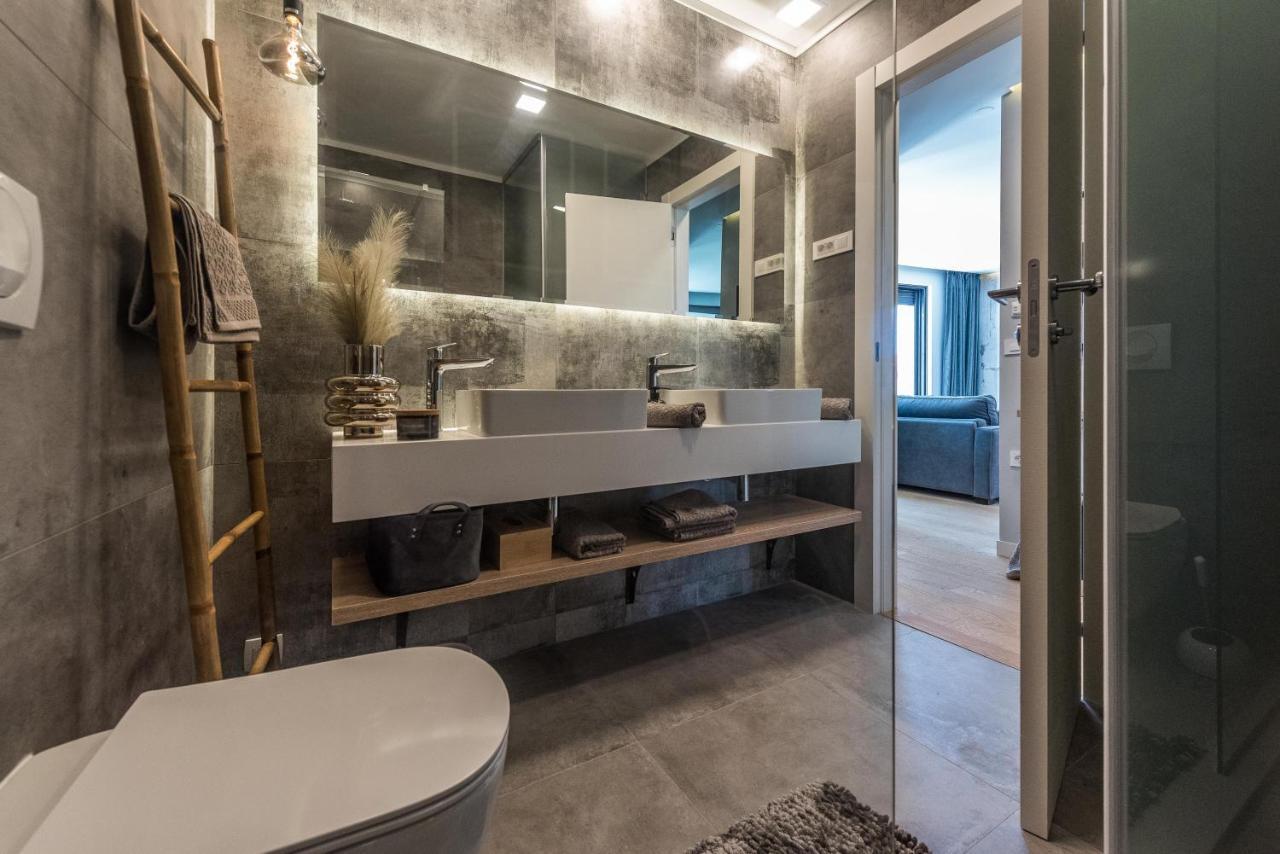Luxury Luna With Private, Heated Pool