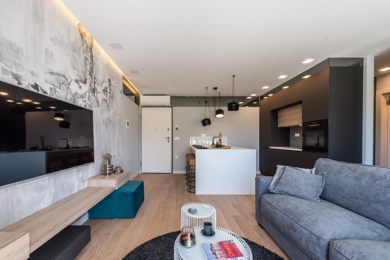 Luxury Luna With Private, Heated Pool *