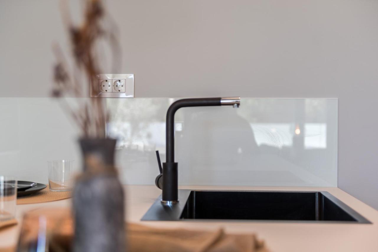 Luxury Luna With Private, Heated Pool Apartment Zadar